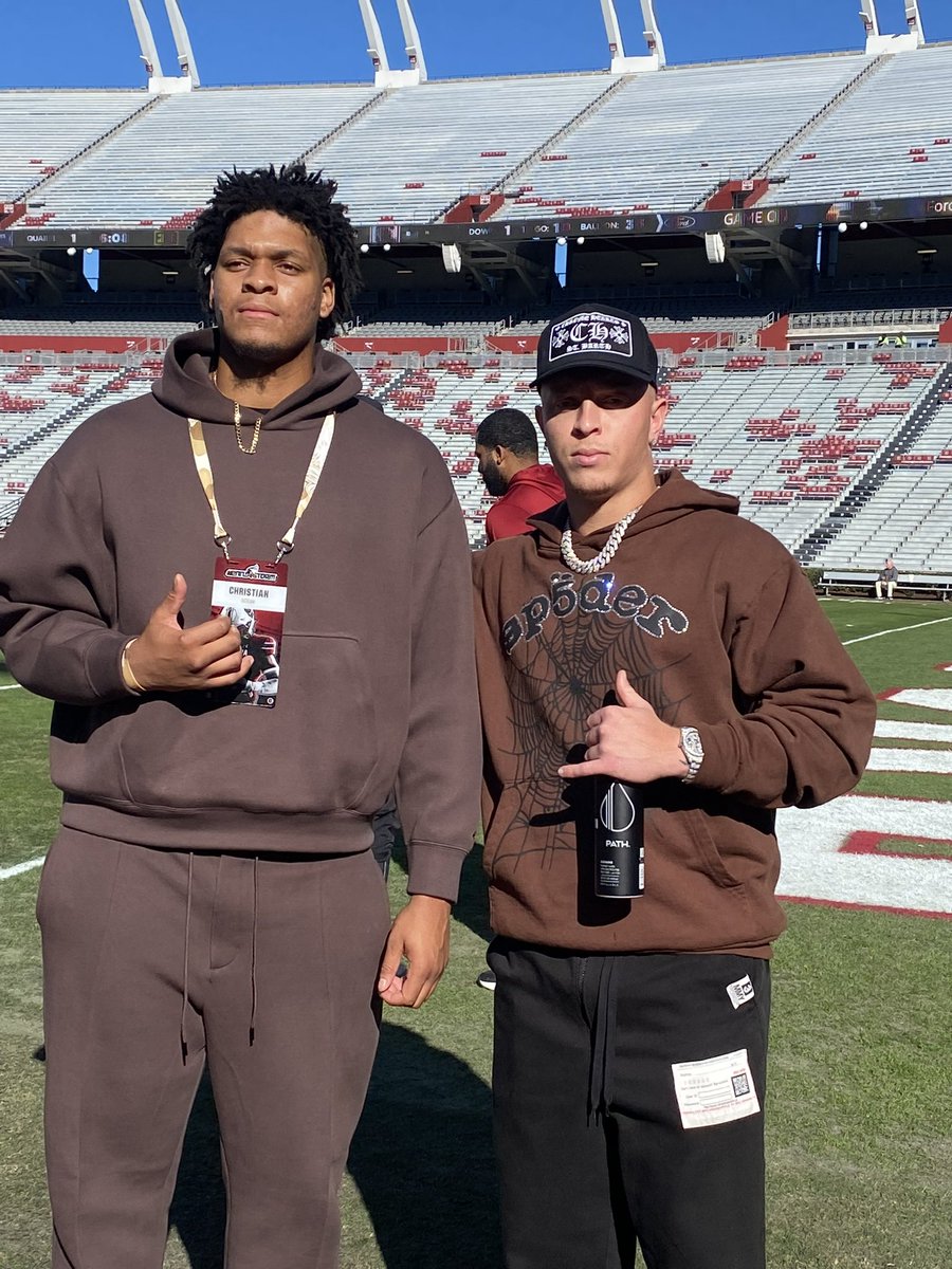 imcingram's tweet image. Love @GamecockFB 🤝🐔