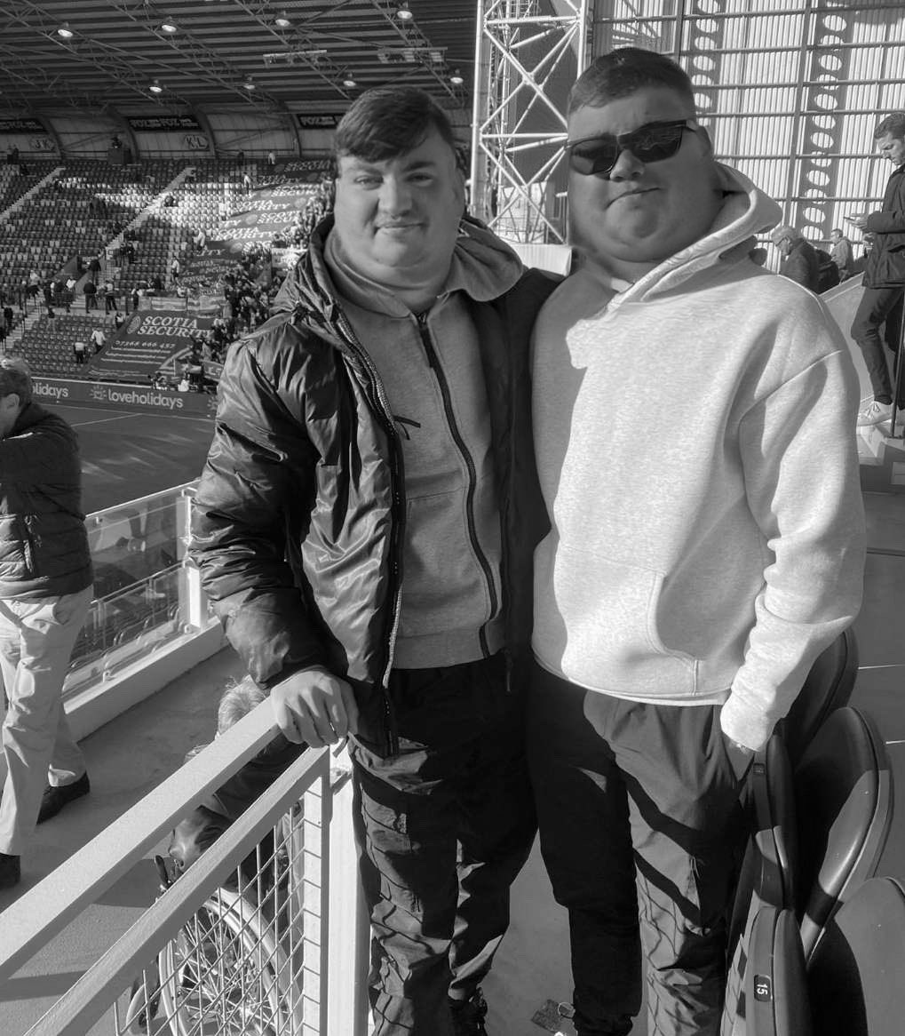 __BM88_'s tweet image. Behind enemy lines😂😂