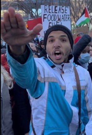 StopAntisemites's tweet photo. Jewish tourists thinking of traveling to Canada - be prepared to be greeted by this.

Spend your tourism dollars wisely - until @JustinTrudeau gets his antisemitic circus of a country under control, travel elsewhere. https://t.co/RQAmBrus5u
