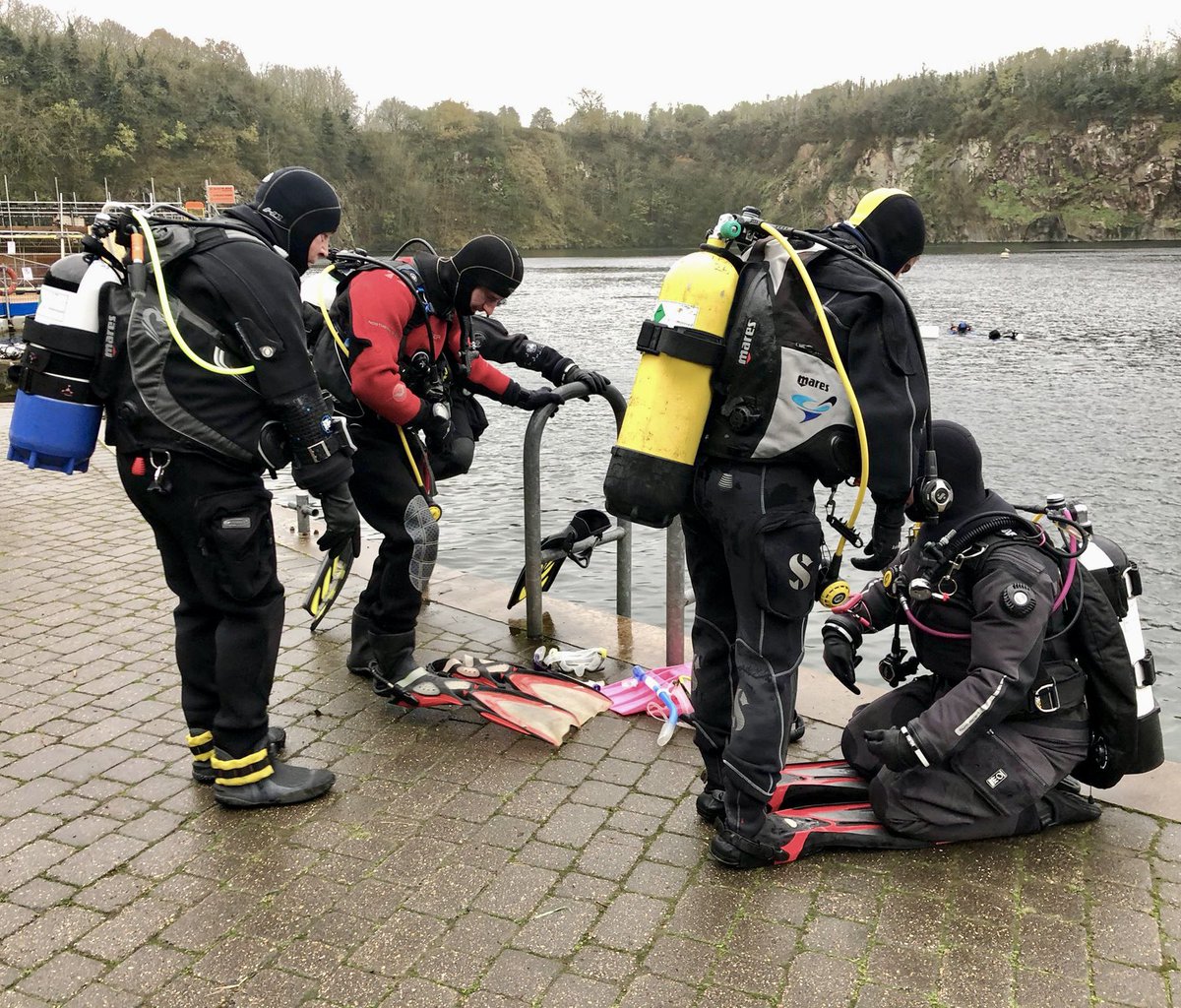 Scubanuts3's tweet photo. Despite the gusty winds and stormy skies courtesy of Storm Bert, we kicked off the final open water weekend of the year with an amazing group of divers! 
The weather might have been wild, but everyone’s determination and enthusiasm were even stronger. 🌪️🔥 https://t.co/9PKuoJlJOG