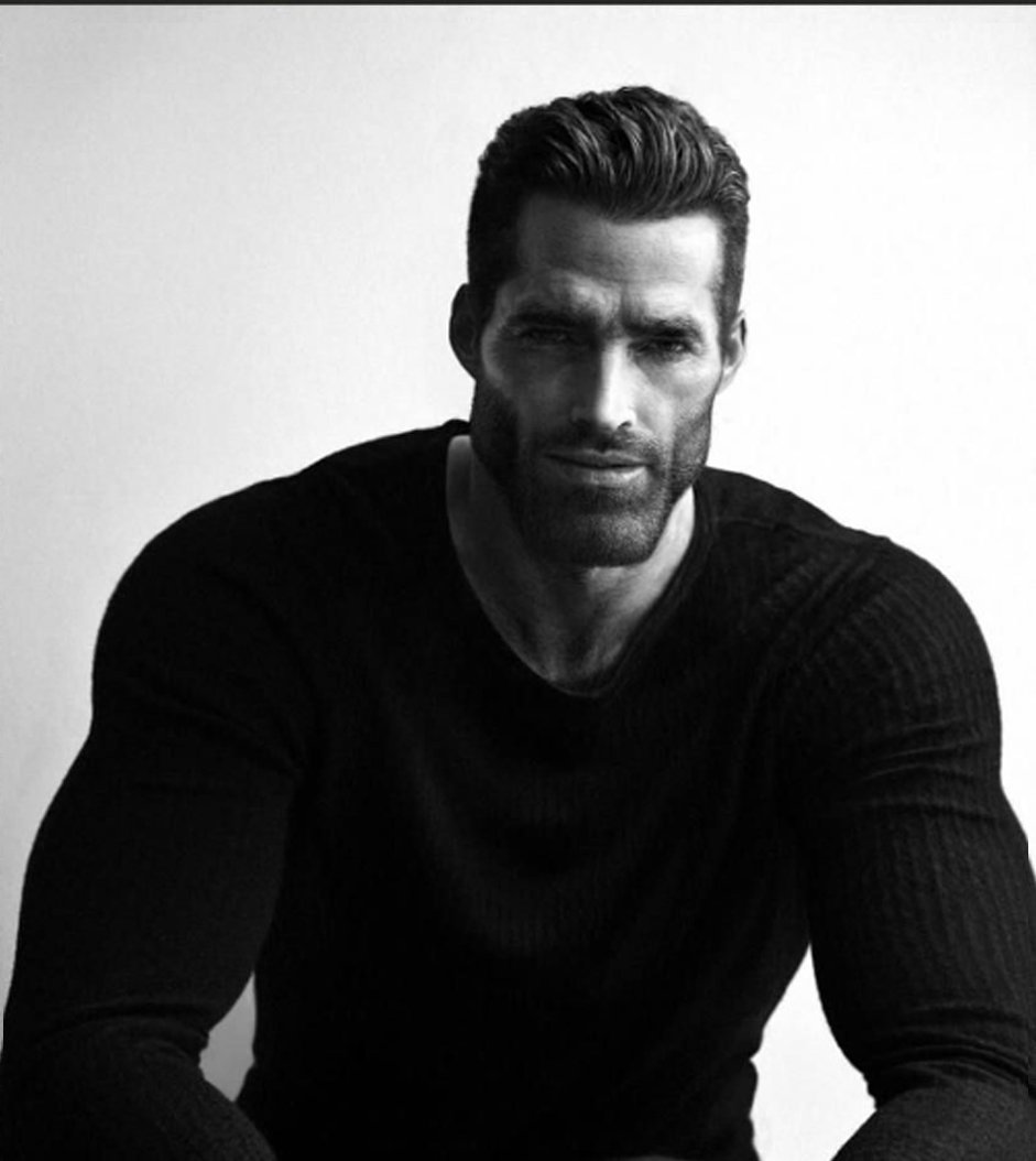 MeinGottNiles's tweet image. "Hello, my dude. May I interest you in this new strain that was crossbred by the government to measurably drop your IQ and irreparably damage your time perception? It smells like shіt!"

"I'm just here to buy a pack of cigarettes."

"Those things will kіll you, man."