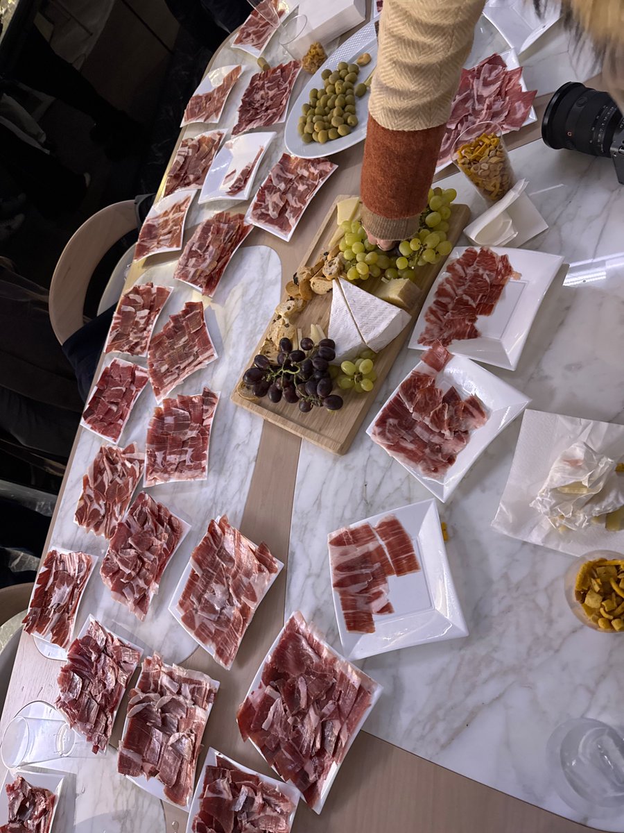 Yesterday was truly amazing. Thank you <a href="/30CamposEliseos/">30 Campos Elíseos</a> @Mireyita_art <a href="/keigowda/">𝚖𝚛. 𝚔𝚎𝚒 🏝️</a> <a href="/Sinbadilmarino/">Sinbad the Sailor</a> <a href="/WaitHopeFound/">Wait & Hope</a>