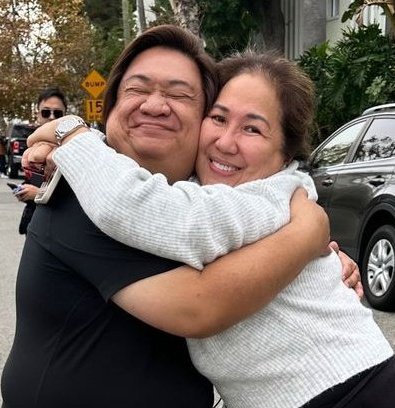 RealRael_20's tweet photo. Eh hindi ko na alam kung sino ang nanggagaya kanino.. 🤔🤔🤷
#KathDen
#MinTen
#HelloLoveAgain https://t.co/O400sGr8KZ