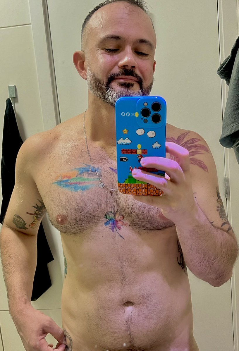 Tonynho1984's tweet image. Cheirosinho pro sambinha!! 🕺🏽💃🏻#simbora