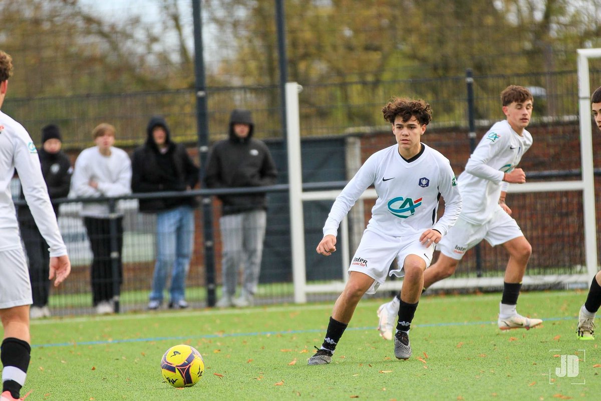 USBreteuil's tweet photo. #opposition #U16 #U18

victoire des U18 vs les U16 en opposition ce samedi 23.11.2024 au stade Frédéric Maître.

📸🍂🍁🌳 @jdouez 

🔵⚫️ https://t.co/g3Sf2fgYUF
