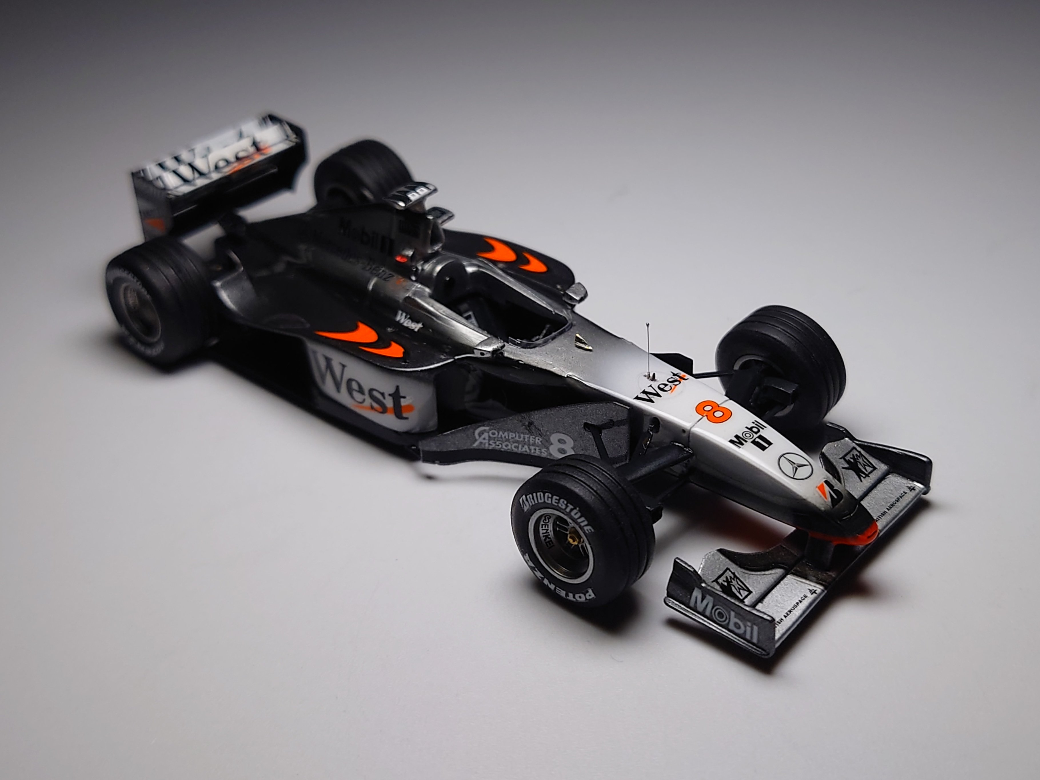 タメオ 1/43 TMK 262 マクラーレン MP4/13 1998 - メルカリ