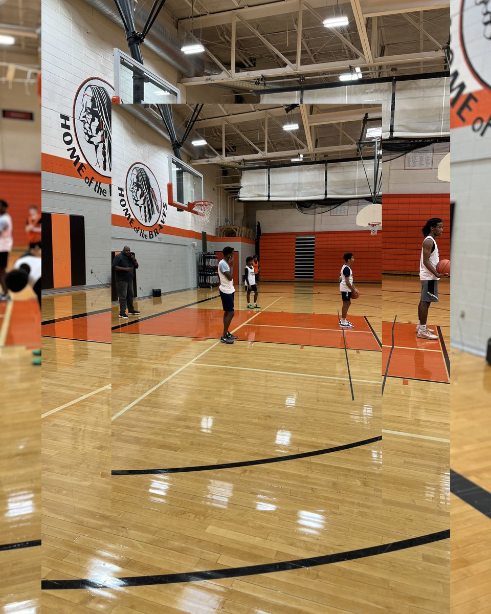 BSHSHoops's tweet image. Braves are locked in🔒 #BonnerBraves #BravesBasketball #SznLoading #highschoolbasketball #kansassports