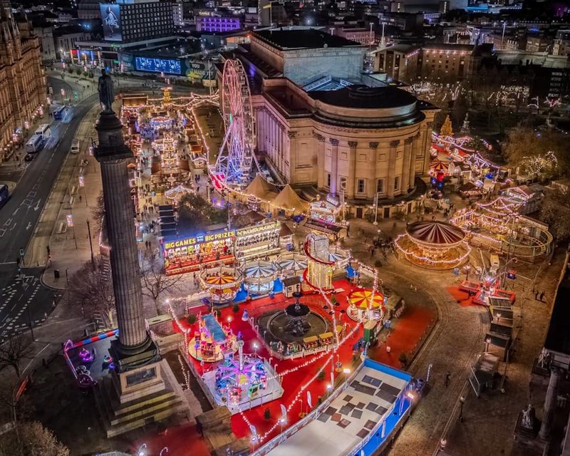 LFX Safety (@lfxsafety) on Twitter photo Our Advisors are onsite across the world supporting clients:
- the close of the F1 season sees us supporting at 3 races simultaneously with Advisors in Las Vegas,Qatar & Abu Dhabi
- we're also onsite at the fabulous St Georges Hall Christmas Market in Liverpool
#EventSafetyByLFX Our Advisors are onsite across the world supporting clients:
- the close of the F1 season sees us supporting at 3 races simultaneously with Advisors in Las Vegas,Qatar & Abu Dhabi
- we're also onsite at the fabulous St Georges Hall Christmas Market in Liverpool
#EventSafetyByLFX