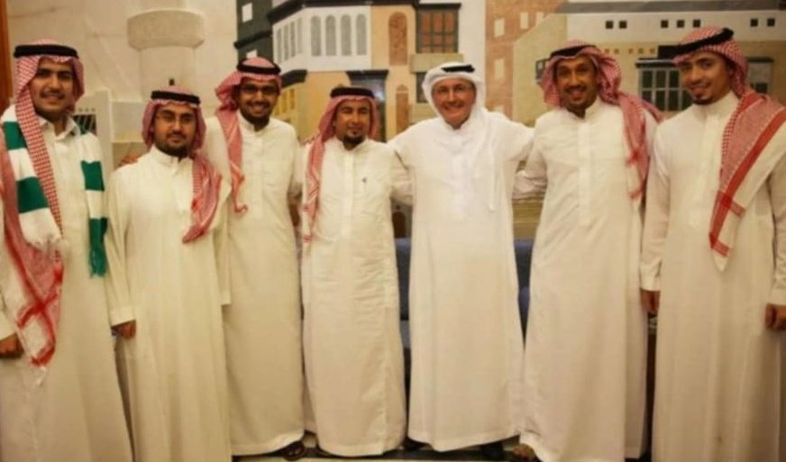 yaser_515's tweet photo. #الاهلي

ارقامنا ماتنكسر بالسهوله 
ماتشيلك عزومك ولايشيلك الفار 

انه الملكي وكفى 💚 https://t.co/qWLtzKViW7