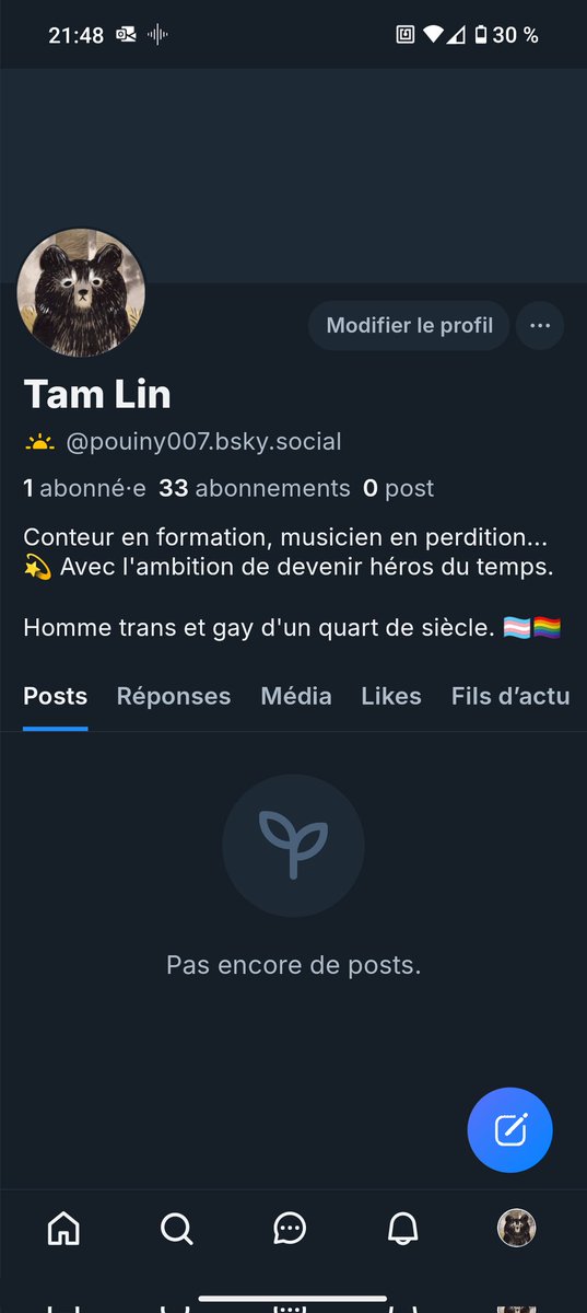 Pouiny007's tweet photo. J'ai pas retrouvé tout le monde et je suis un compte insignifiant mais tant pis, je vais voir si l'herbe est plus bleue ailleurs. Je raconterai peut-être plus d'histoires là bas, j'ai envie de m'essayer a des choses, vous montrer de la musique peut-être... 😊 https://t.co/oYvHulfb5N