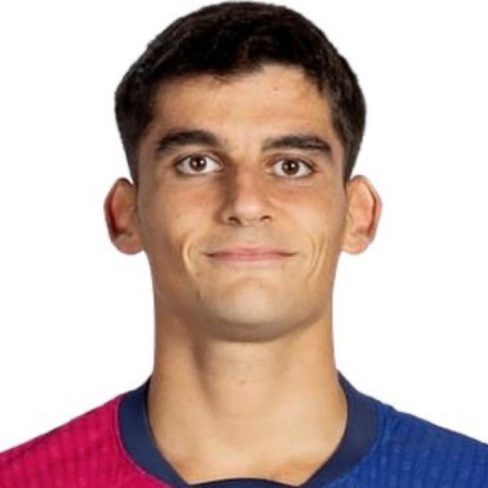 maith0000's tweet photo. Chaque règle a une exception
L’homme qui confirme cette règle à la masia 
Est objectivement il méritait le rouge 🟥 https://t.co/R62toj10D2