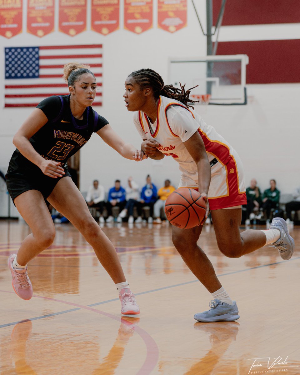 Twin ViZuals (@twinvizuals) on Twitter photo Shots from Purcell Marian (OH) vs Montverde Academy (FL) ๐ธ <a href="/JTTTourney/">Journey to the Tourney</a> <a href="/PMCavs_GBB/">Purcell Marian Girls Basketball</a> @MVAGBB #ladiesexposurefirst
The atmosphere in the gym felt a championship game and set the tone for an exciting seasonโผ๏ธ Shots from Purcell Marian (OH) vs Montverde Academy (FL) ๐ธ <a href="/JTTTourney/">Journey to the Tourney</a> <a href="/PMCavs_GBB/">Purcell Marian Girls Basketball</a> @MVAGBB #ladiesexposurefirst
The atmosphere in the gym felt a championship game and set the tone for an exciting seasonโผ๏ธ