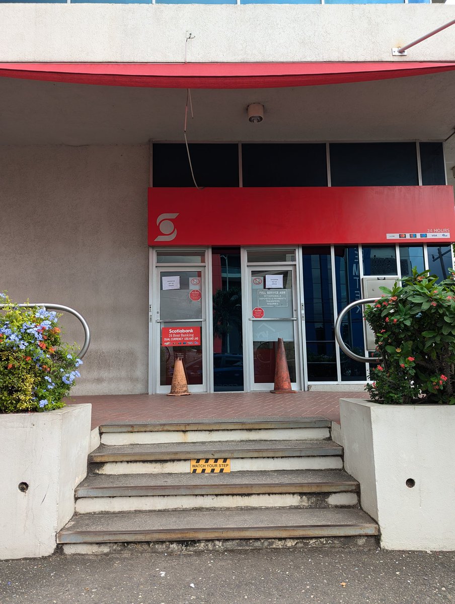 This is so poor <a href="/ScotiabankJM/">Scotiabank Jamaica</a>   at the Scotia Center. Smh...