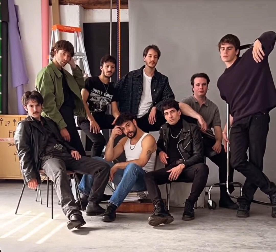 quienes son? (respuesta incorrecta solamente)