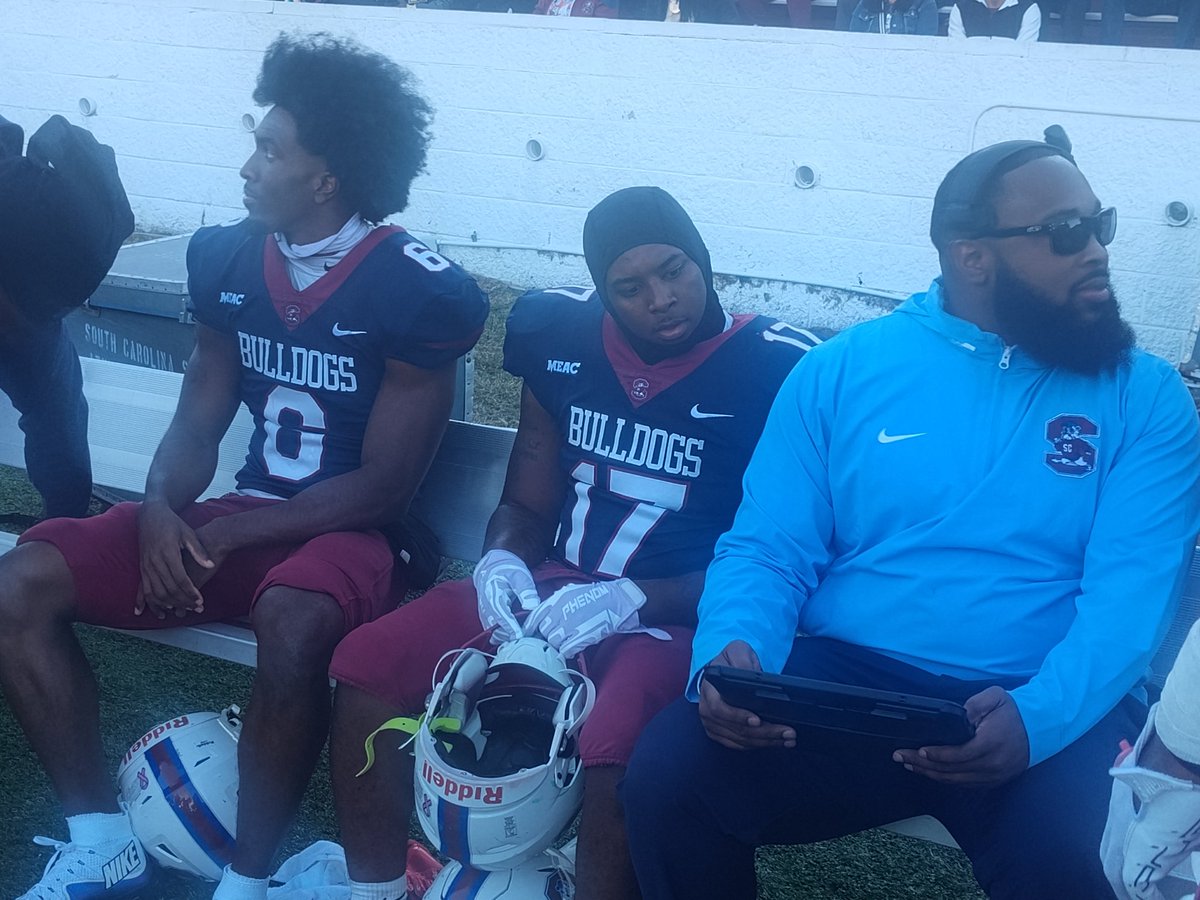 Thomas Grant Jr. (@junebugnewyork) on Twitter photo <a href="/Kzadams17/">Kazarius โ</a> with the spinning 8-yard TD to surpass 100 yards. It's his 2bd TD of the game and <a href="/SCState_Fb/">South Carolina State Football</a> leads 40-16 over <a href="/NorfolkStateFB/">Norfolk State Football ๐ฐ</a> 14:03 left in game. <a href="/AdamHolmes010/">Adam Holmes</a> <a href="/graycafootball/">GCA Football</a> <a href="/huffstersports/">Stacey Hough</a> <a href="/Kzadams17/">Kazarius โ</a> with the spinning 8-yard TD to surpass 100 yards. It's his 2bd TD of the game and <a href="/SCState_Fb/">South Carolina State Football</a> leads 40-16 over <a href="/NorfolkStateFB/">Norfolk State Football ๐ฐ</a> 14:03 left in game. <a href="/AdamHolmes010/">Adam Holmes</a> <a href="/graycafootball/">GCA Football</a> <a href="/huffstersports/">Stacey Hough</a>