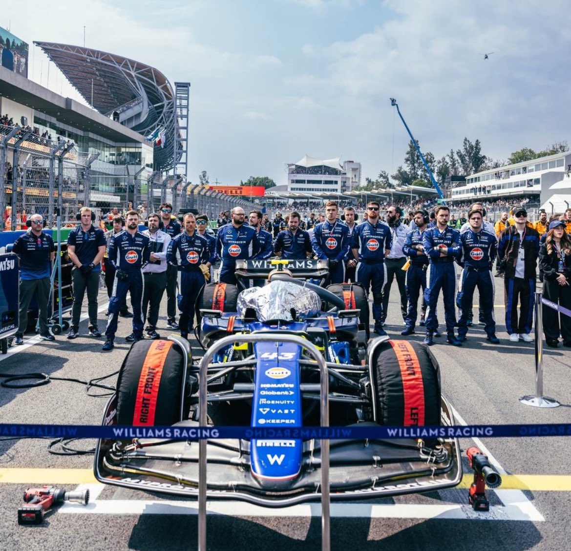 Himno de Países Bajos tweet media