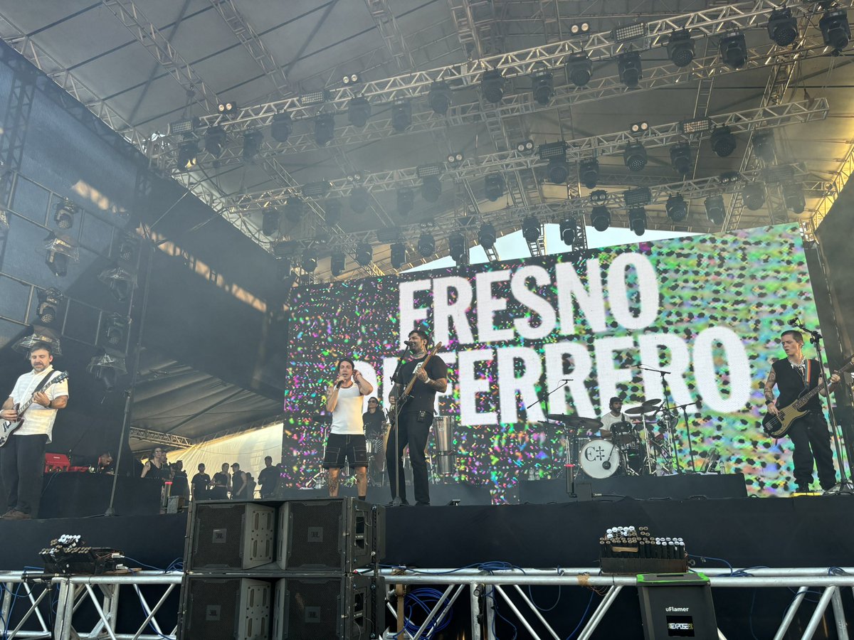 Update Fresno tweet media