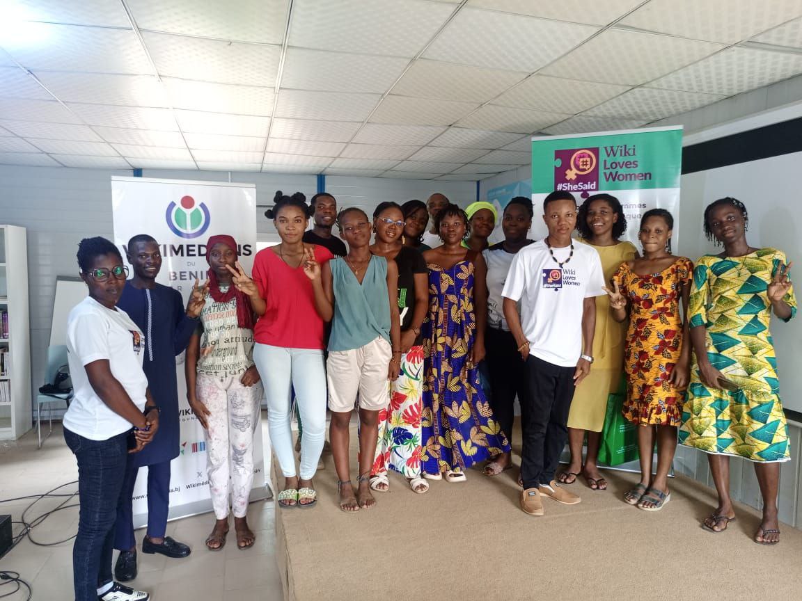 WikimediaBj's tweet photo. Félicitations aux participants de la campagne #Shesaid 2024 au #Bénin . Aujourd'hui, nous avons clôturé cette belle aventure avec la remise des attestations et prix aux meilleurs contributeurs. Merci à tous pour votre engagement ! #WikiFranca #WikimediaBj #WikiLovesWomen https://t.co/1veunpX6qo