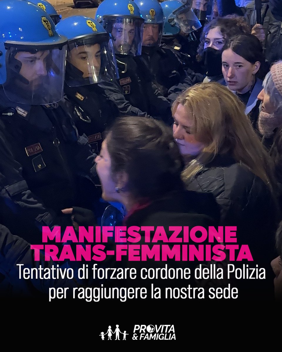 ProVitaFamiglia's tweet photo. Durante la manifestazione di oggi a Roma contro la violenza sulle donne, un gruppo di manifestanti si è staccato dal corteo principale per raggiungere il cordone della polizia - con l’intento di forzarlo e attaccare i nostri uffici- disposto a protezione della nostra sede. 

Il tragitto tradizionale della manifestazione è stato cambiato proprio per evitare che il corteo passasse di fronte la sede di Pro Vita & Famiglia dopo l’assalto dell’anno scorso ma a quanto pare alla violenza e all’odio nei nostri confronti non c’è fine… 

Dispiace che una questione sociale così importante e urgente come la violenza sulle donne sia strumentalizzata proprio da chi dice di voler combattere la violenza. Ribadiamo che fomentare una guerra tra uomini e donne è deleterio per tutti, serve invece una sana alleanza tra i due sessi da cui nasce la Vita. Che noi non smetteremo mai di difendere. Con AMORE. 

Vogliamo ringraziare infinitamente le forze dell’ordine. Ci dispiace che siano vittime di insulti così ignobili e violenti soltanto per eseguire il loro lavoro. #provita
