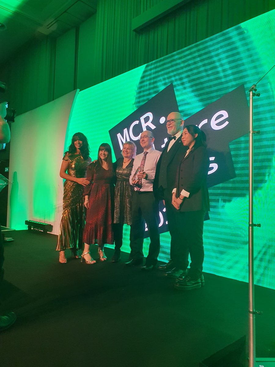 Earlier in the night - Dave Moutrey presented  the award for BEST BUSINESS PARTNERSHIP to Cargill Cares and <a href="/Z_arts_mcr/">Z-arts</a>. They have worked together since 2022 to support disadvantaged families. Cargill staff have also talked in local schools about STEM roles.