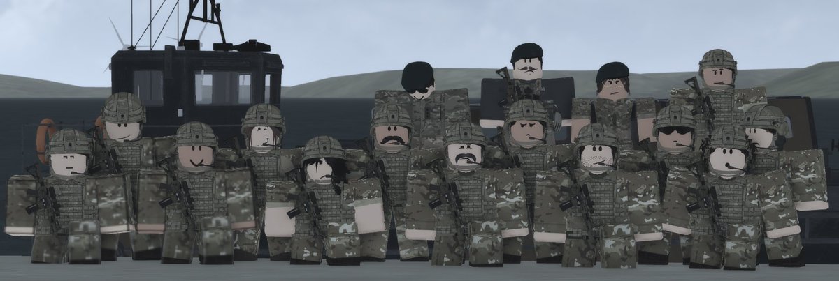 2coygrengds's tweet photo. Today No.2 Company partook in a landing craft training with the Royal Marines in preparation for the upcoming deployment. https://t.co/zIL31W1MkX