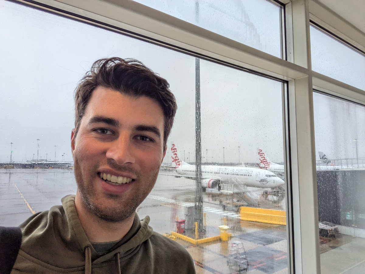 stewartintheory's tweet image. Beautiful day for a flight out of Melbourne! ✈️

Off to #CHASS2024 to talk all things race, settler colonialism and Indigenous sovereignty. #TASA2024 #APSA2024