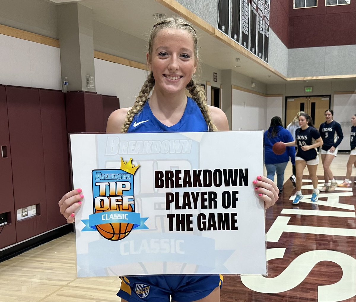 Grant McGinnis (@gmachoops) on Twitter photo Big-time performance from top-3 junior <a href="/CailJahnke/">Cail Jahnke</a> of <a href="/STMAGBB/">STMA Knights GBB</a> with a career-high 28 pts to lead the Knights in dog-fight win over <a href="/LadyIrishHoops/">RosemountLadyIrishHoops</a>. She was everywhere! Big-time performance from top-3 junior <a href="/CailJahnke/">Cail Jahnke</a> of <a href="/STMAGBB/">STMA Knights GBB</a> with a career-high 28 pts to lead the Knights in dog-fight win over <a href="/LadyIrishHoops/">RosemountLadyIrishHoops</a>. She was everywhere!