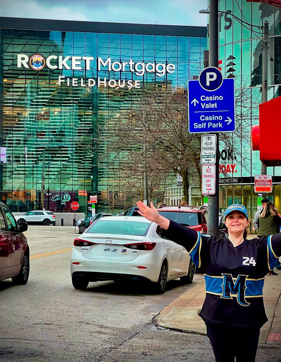 P2_Sue's tweet photo. It’s hockey night, my peeps! @monstershockey #FearTheDepths #ClevelandMonsters https://t.co/QnuuMmqNmW