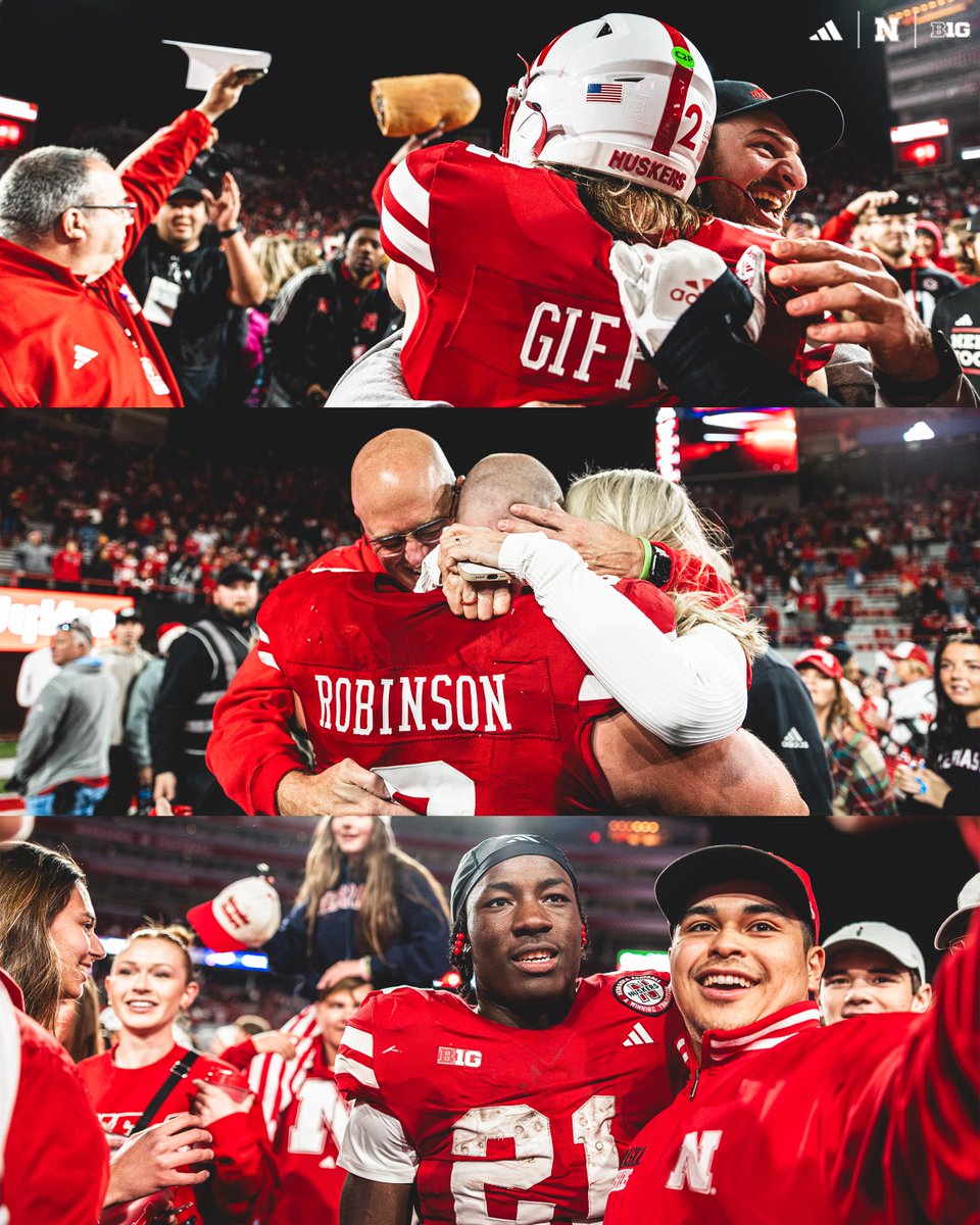 HuskerFootball's tweet photo. Family. https://t.co/d2DNFLDjvd