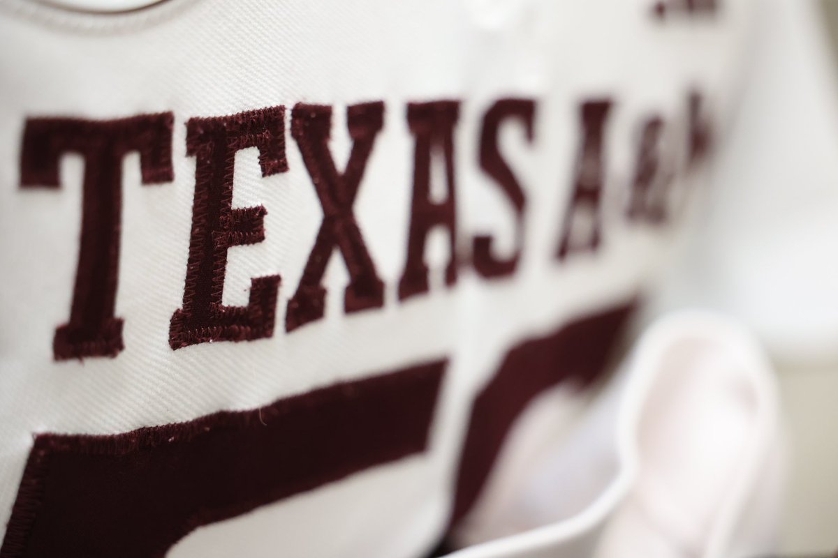 AggieFootball's tweet photo. what’s cooler than being cool?

#GigEm | @adidasFballUS https://t.co/aV9OC1UIfN