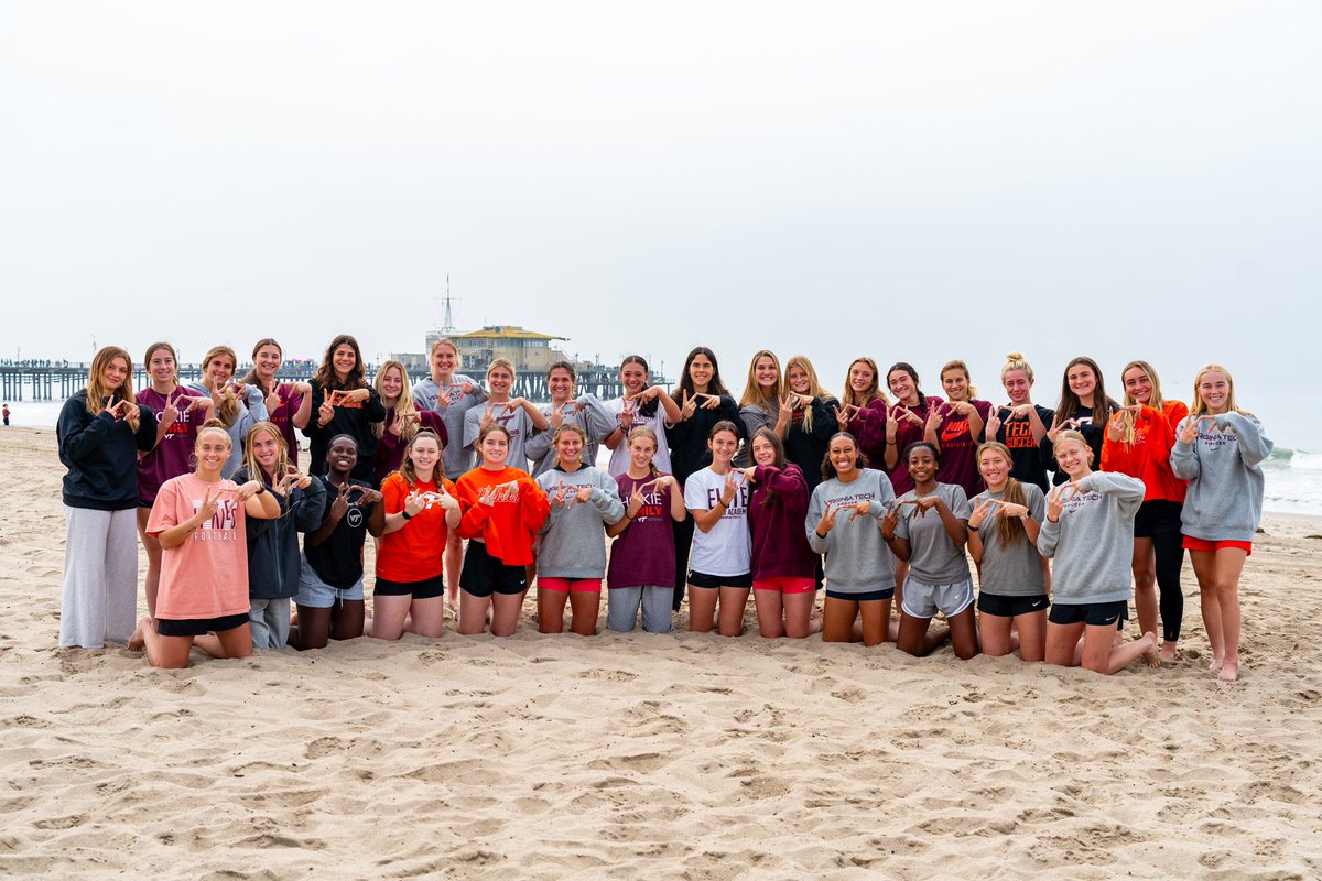 ☀️🌊🏖️🦃

#Hokies⚽️