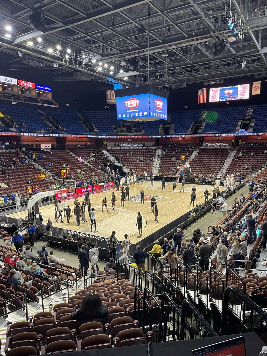 Colin Schofield (@colinschofield9) on Twitter photo Iām here at Mohegan Sun at Temple Menās Basketball prepares to take on UMass in its second game of the Hall of Fame Tip-Off. The Owls are looking to rebound from a 78-69 loss to FSU last night. I will have coverage tonight for <a href="/OwlScoop_com/">OwlScoop.com</a> so stay tuned for live updates. Iām here at Mohegan Sun at Temple Menās Basketball prepares to take on UMass in its second game of the Hall of Fame Tip-Off. The Owls are looking to rebound from a 78-69 loss to FSU last night. I will have coverage tonight for <a href="/OwlScoop_com/">OwlScoop.com</a> so stay tuned for live updates.