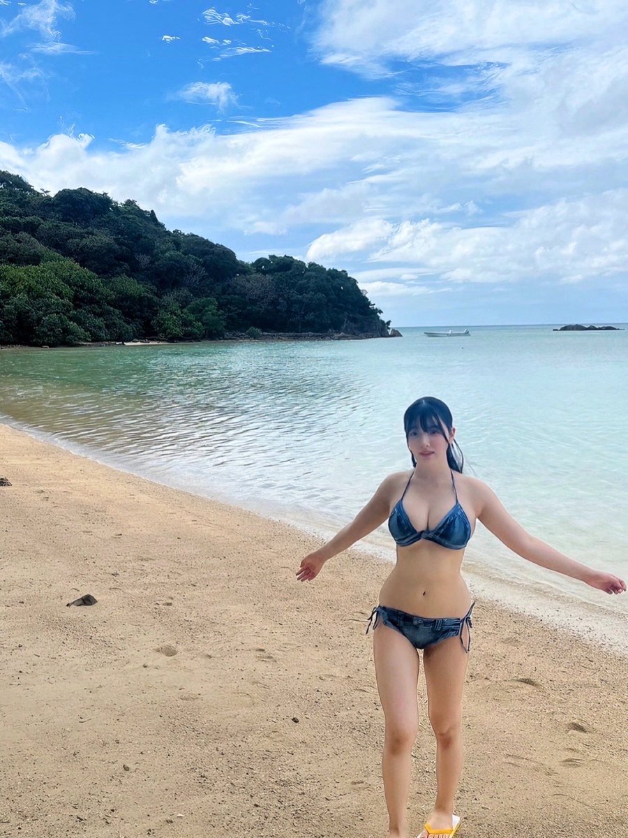 朝から迫りくるわたし https://t.co/z3XqbJq05c