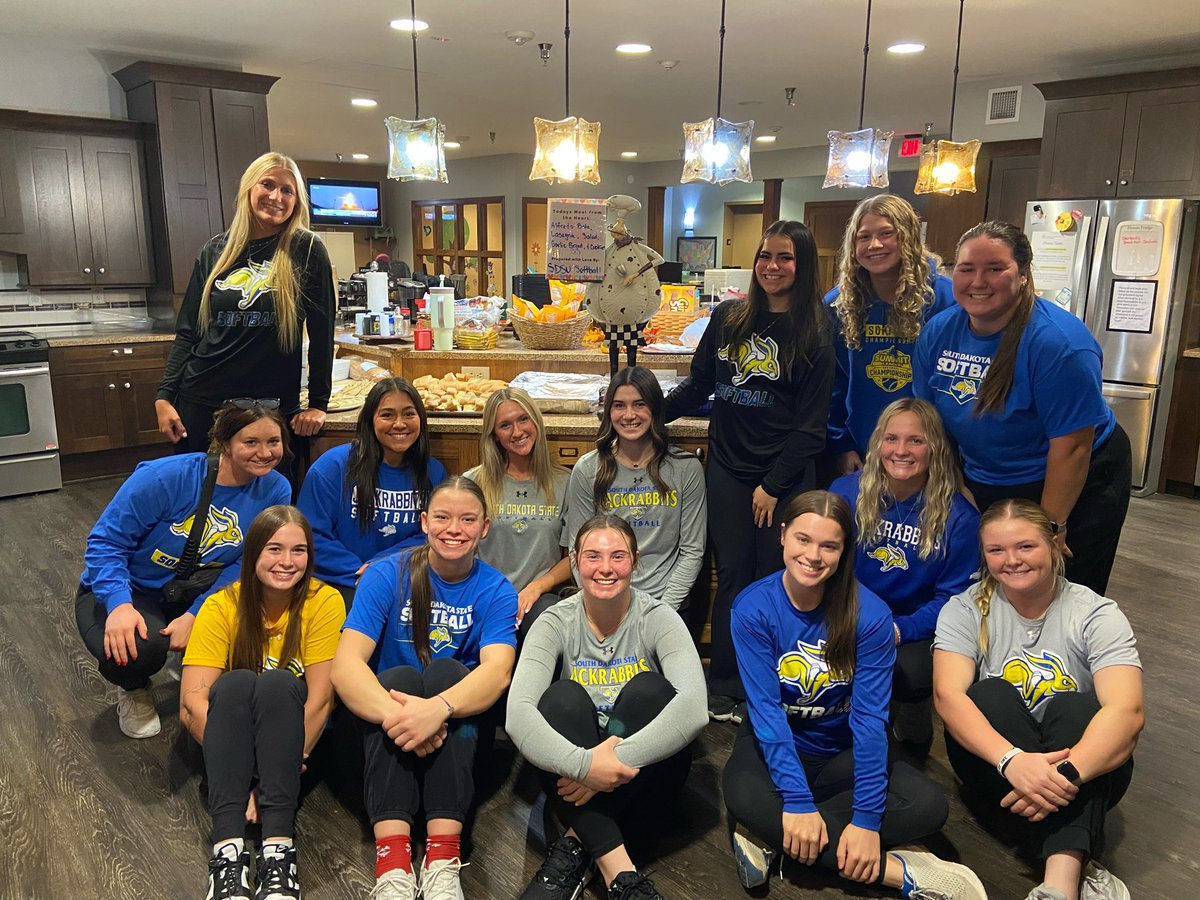 Jackrabbit Softball tweet media