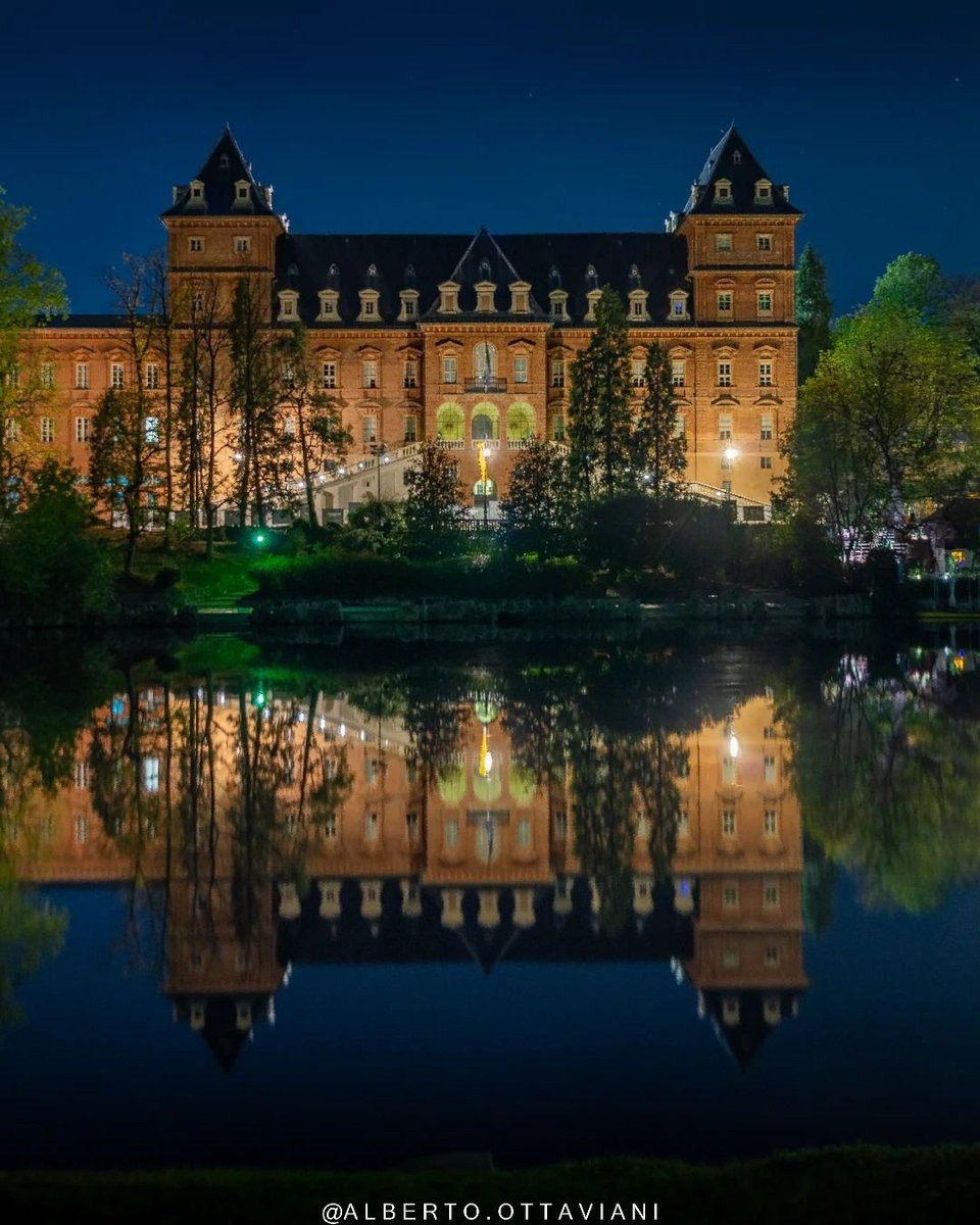 ig_piemonte's tweet photo. la Community ufficiale di Instagram dal 2012, 
con le foto più belle del Piemonte 
presenta:

📍Torino
🏛️ Castello del Valentino 

AUTORE @alberto.ottaviani 
•
MOD @lauradistrattta &amp; @hari_seldon
ADMIN @berenguez
TAG #ig_piemonte #piemonte https://t.co/H2qlPfbicm