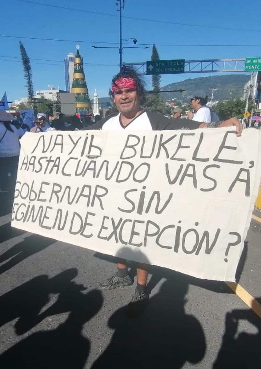 VayaMireVea's tweet photo. Hasta que metamos al CECOT el último de los mareros y sus colaboradores!! https://t.co/6GpOfCTYYD