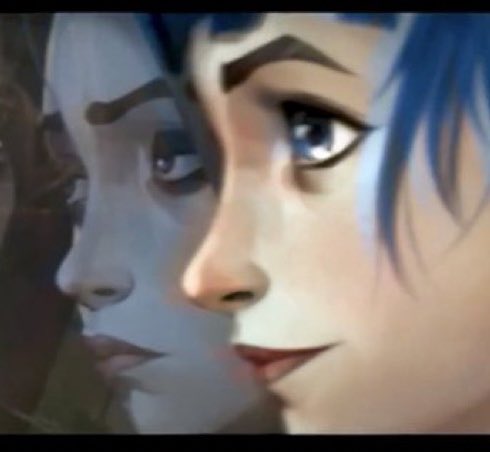 me switching between my main and my priv