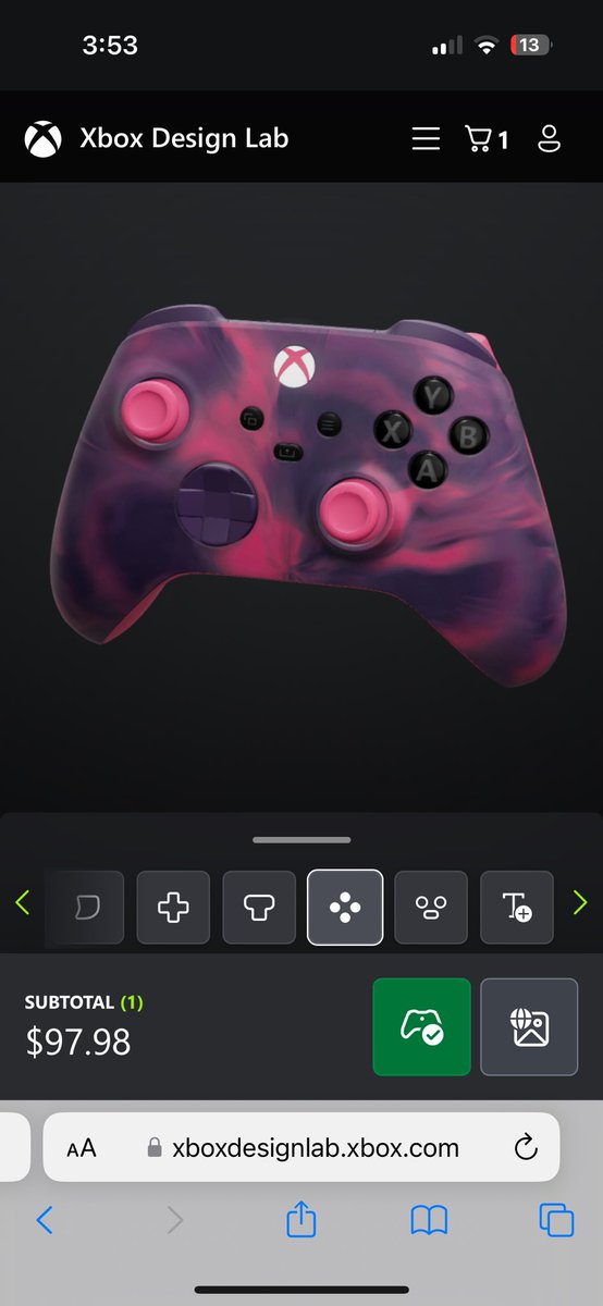 chynnasimms's tweet photo. will yall be making a cyber vapor controller? i have the dream vapor one and i want to get my boyfriend the cyber vapor but it kills me that in design lab there's no buttons or grips that match the colors! @Xbox @XboxCanada @XboxSupport https://t.co/2usLiy9UCp
