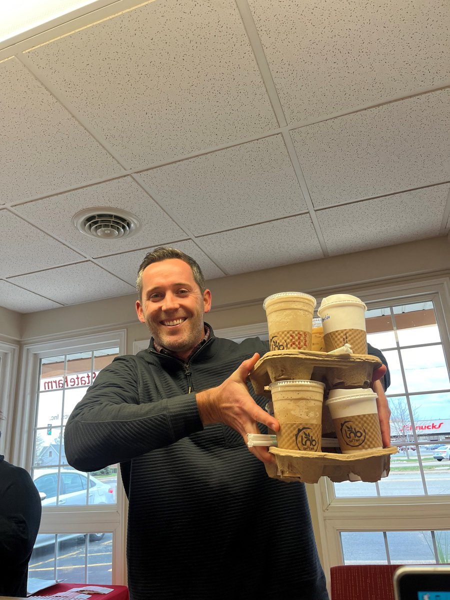 InsuredWithDan's tweet photo. It is National Espresso Day! This week Dan went and picked up the office's coffee order!
What's your go to coffee order? 
#DanPfeiferStateFarm
#GoodNeighbor
#NationalEspressoDay https://t.co/YHMTAz5ah9
