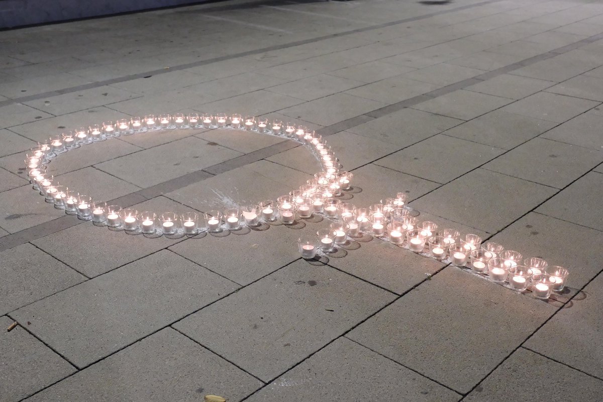 #Feminisme 🦋 A l’acte "No t’oblido" recordem i donem veu a les dones assassinades per les violències masclistes.

💜 En aquesta XIX edició, organitzada per l’Associació Violeta, reivindiquem la memòria, la justícia i la necessitat d’un futur lliure de violències.