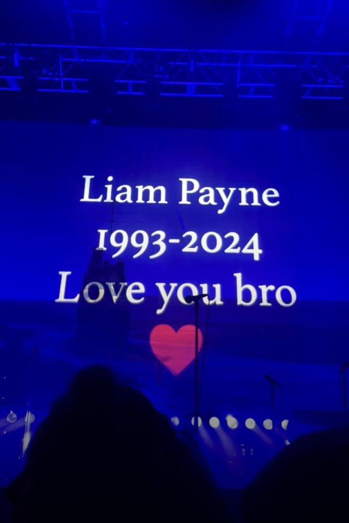 _JiminAteMochi_'s tweet image. "Ain't Zayn doing well, coming out on tour, i'm so proud of him” -Liam Payne 💔 He loved you so much