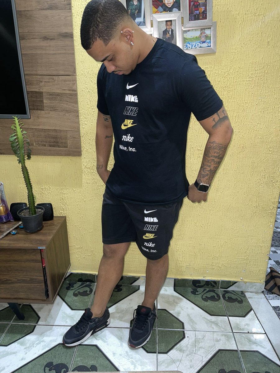 CRF_Igor13's tweet photo. Uma noite no amarelo grande💛 https://t.co/Zzbs6pzPP4