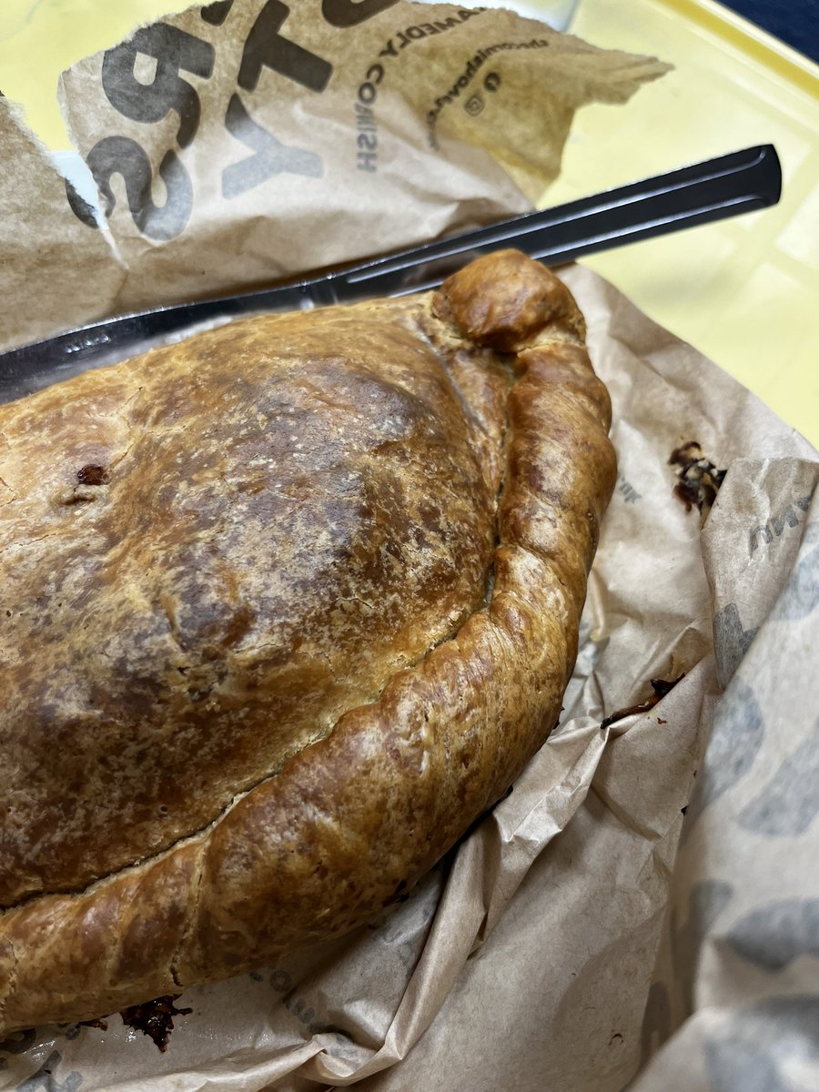 Tom Elliott tweet media