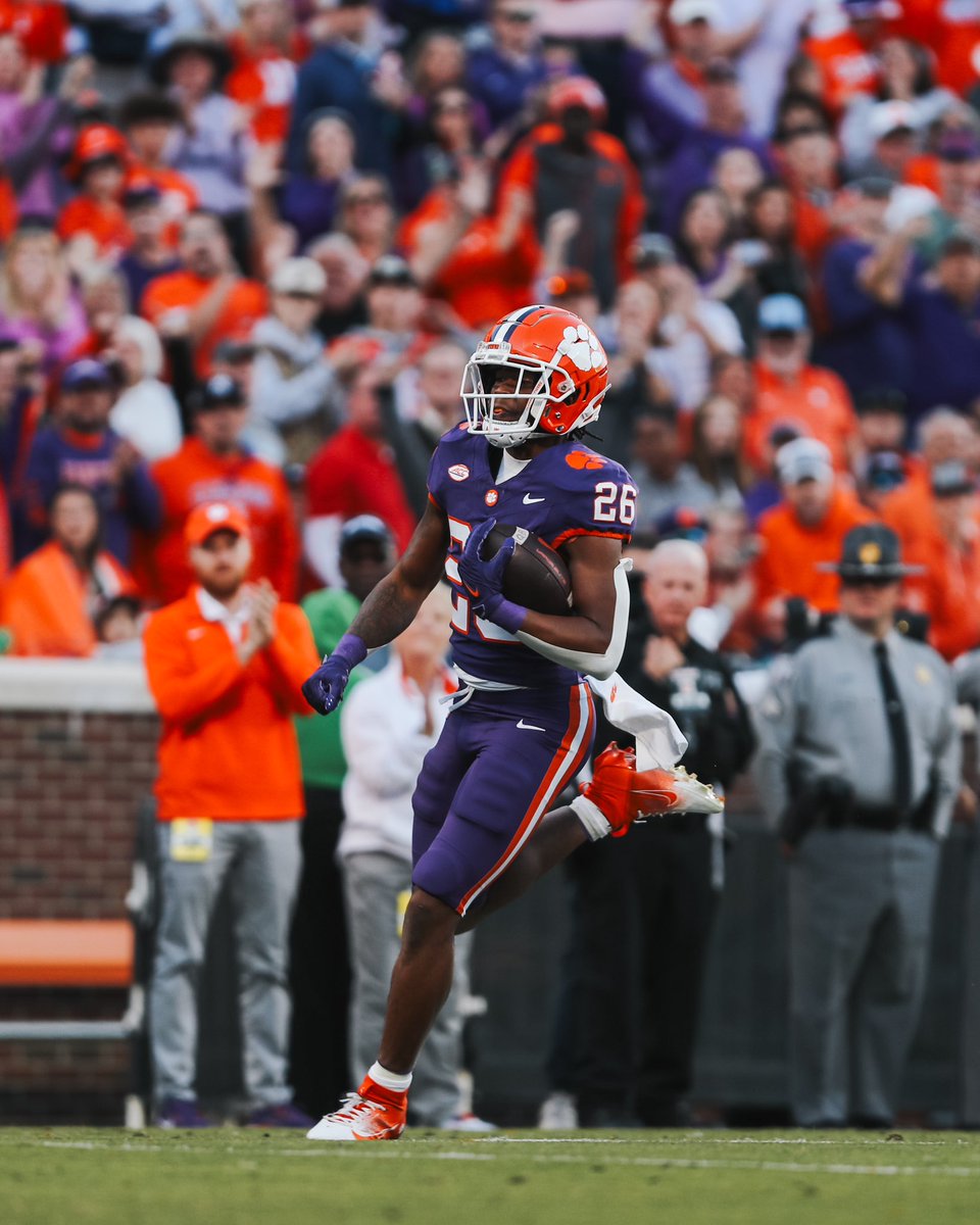 Clemson Football tweet media