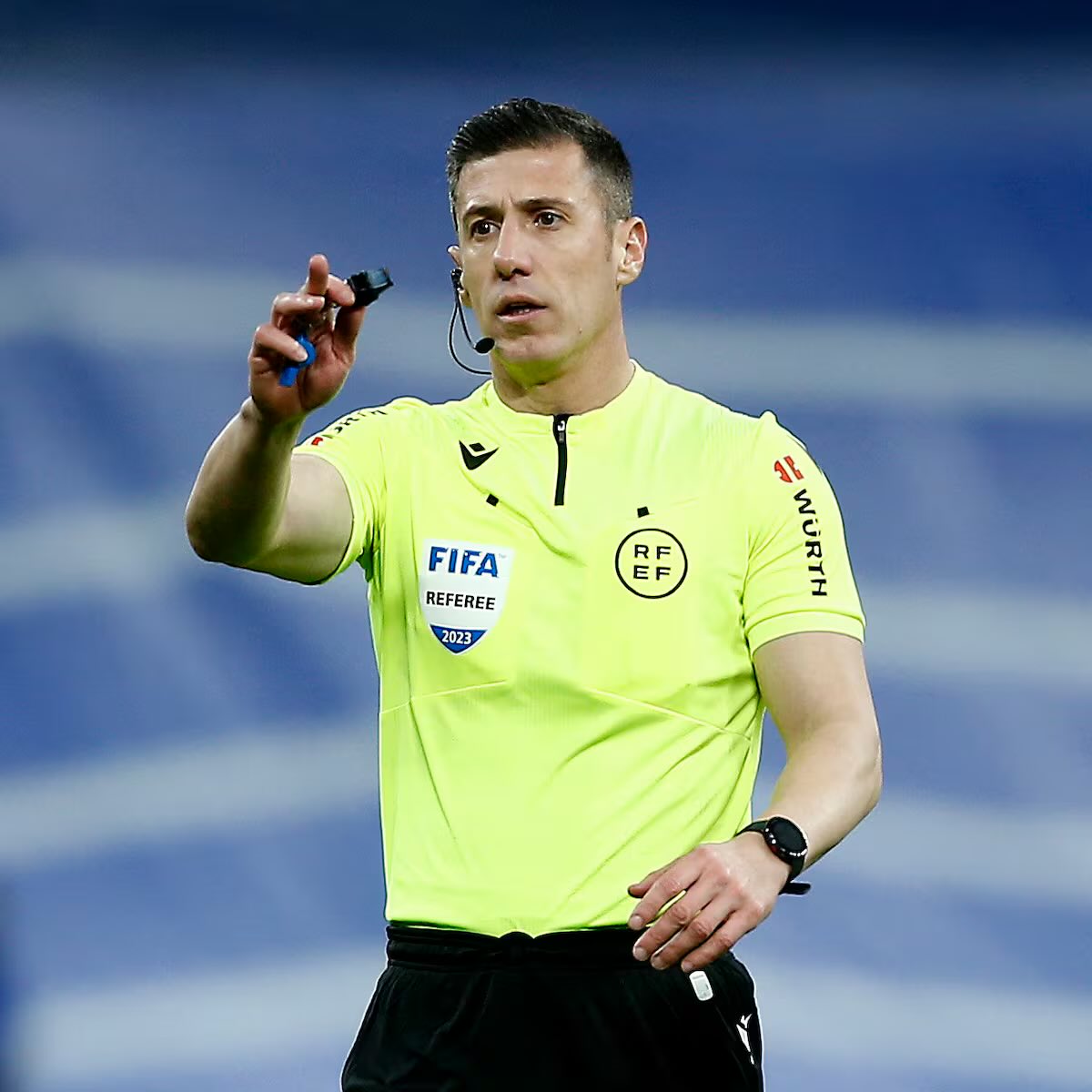 MadridUniversal's tweet photo. ❗️Five La Liga referees used to meet with the son of Negreira at a hotel before matches to "talk". Alberola Rojas, Gil Manzano, Hernández Hernández, Sánchez Martínez and César Soto Grado. 

— @miguelpr83 https://t.co/MaLkagRp2M