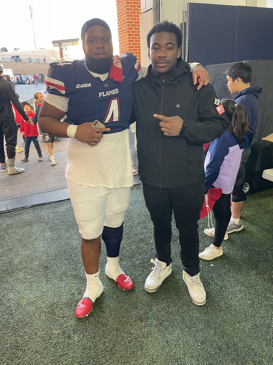 Dennis Glenn Jr tweet media