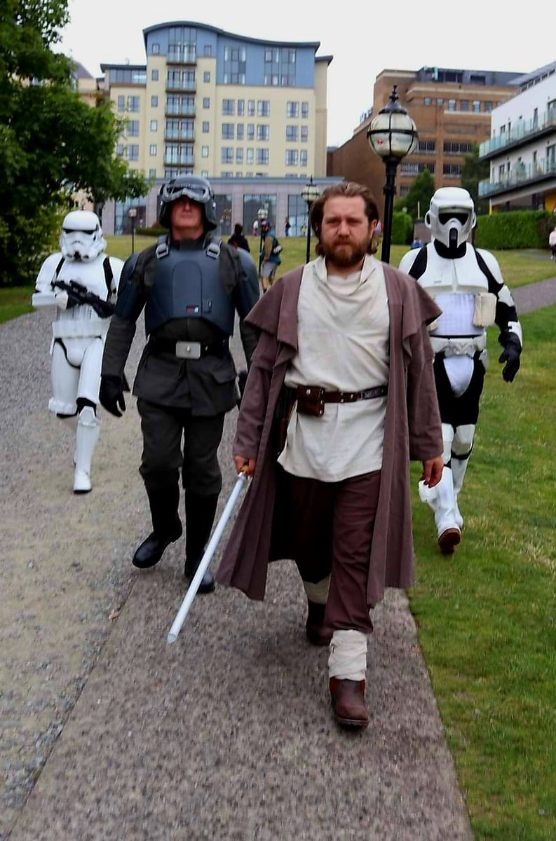 Kenobi suspects he's being followed but the 501st Garrison on Tatooine is very subtle in its approach. It's hard to know for sure!

Photo credit: David Byrne

#rebellegionireland #RebelLegionIrelandBase #RebelLegionIE #WeAreTheGoodGuys #kenobi #benkenobi #Rebels #jedimaster
