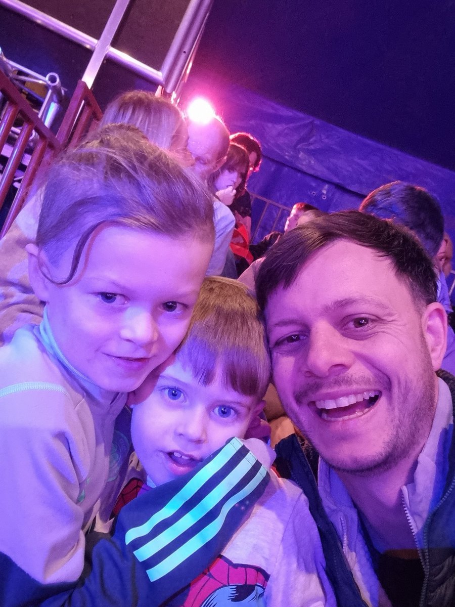 Great night at the Killie Panto. Massive thanks to <a href="/anneke_freel/">Anneke Freel</a> for the invitation 🙌