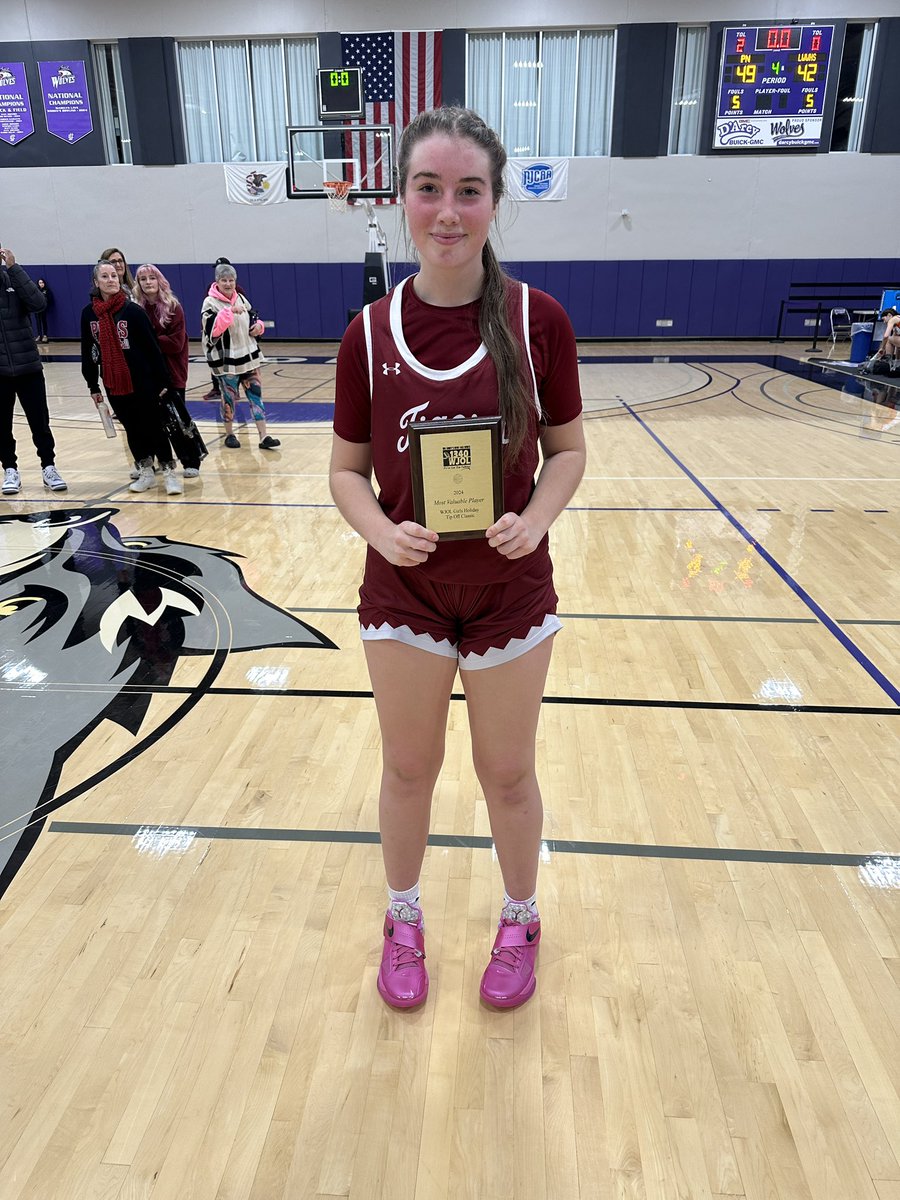 PNHSAD's tweet photo. Lucy Carlos scores 15 points today to receive the MVP award at the WJOL tournament! https://t.co/AMKRI9vj9N