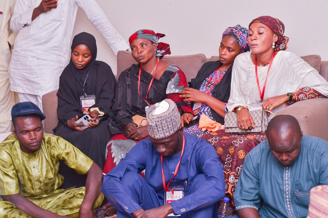 Adamutanko's tweet photo. Today, I received the members of a support group who presented a pamphlet highlighting the progress we’ve made together in representing our Federal Constituency.

The focus, The people💯 https://t.co/fHWzpYSckz